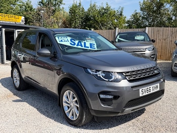 Used Land Rover Discovery Sport 2016 for sale - 79212054: Photo