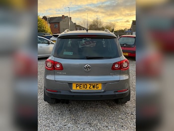 Used Volkswagen Tiguan 2010 for sale - 76646196: Photo