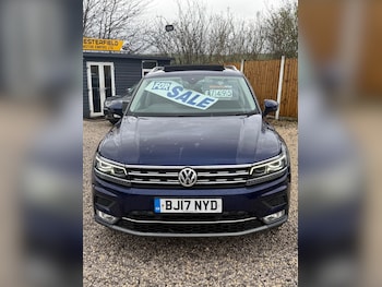 Used Volkswagen Tiguan 2017 for sale - 77705512: Photo