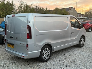 Used Vauxhall Vivaro 2015 for sale - 76727401: Photo