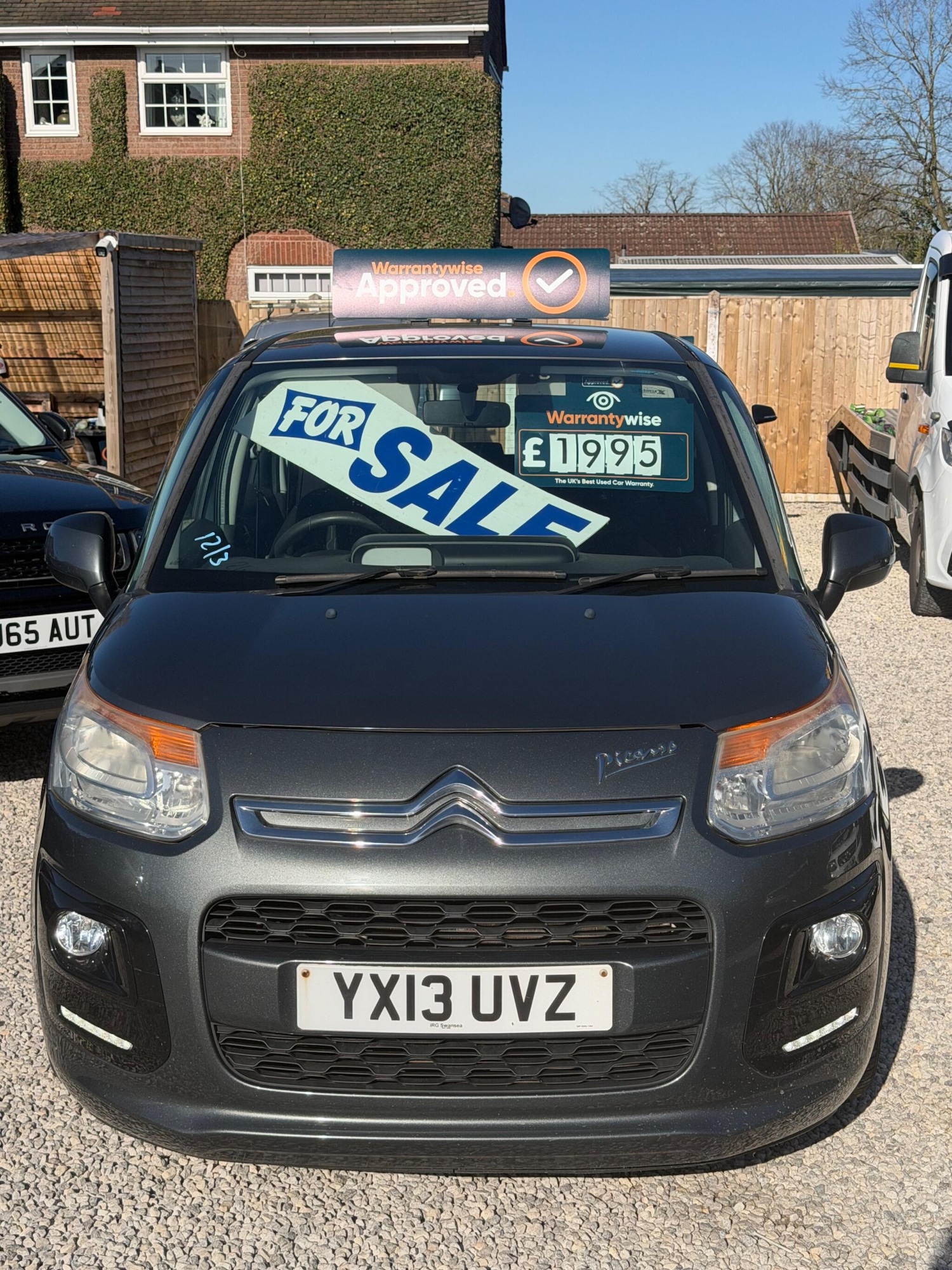 Used Citroen C3 Picasso 2013 for sale - 77939678: Photo 2