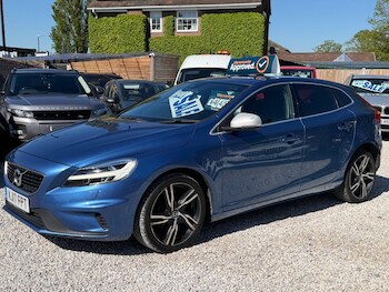 Used Volvo V40 2017 for sale - 78448706: Photo