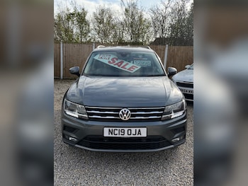 Used Volkswagen Tiguan Allspace 2019 for sale - 77657601: Photo