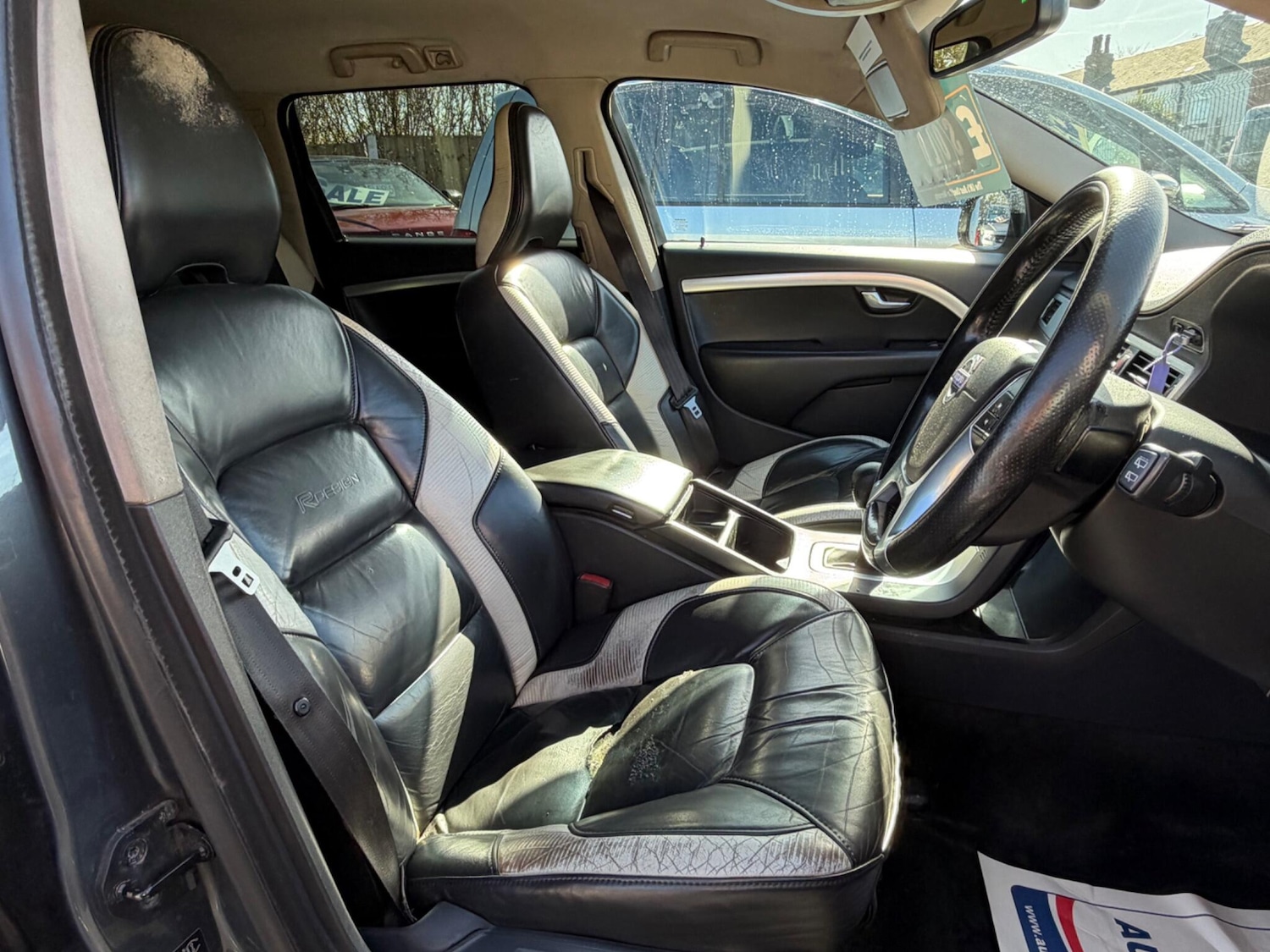 Used Volvo V70 2009 for sale - 77940027: Photo 8