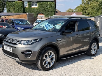 Used Land Rover Discovery Sport 2018 for sale - 79181738: Photo