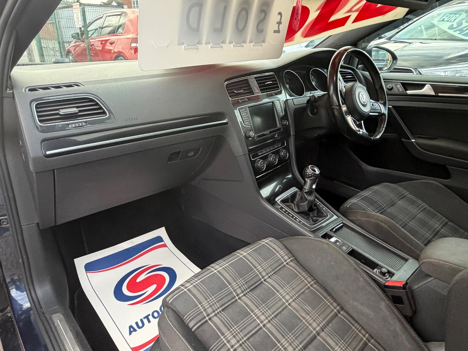 Used Volkswagen Golf 2016 for sale - 76441393: Photo 14