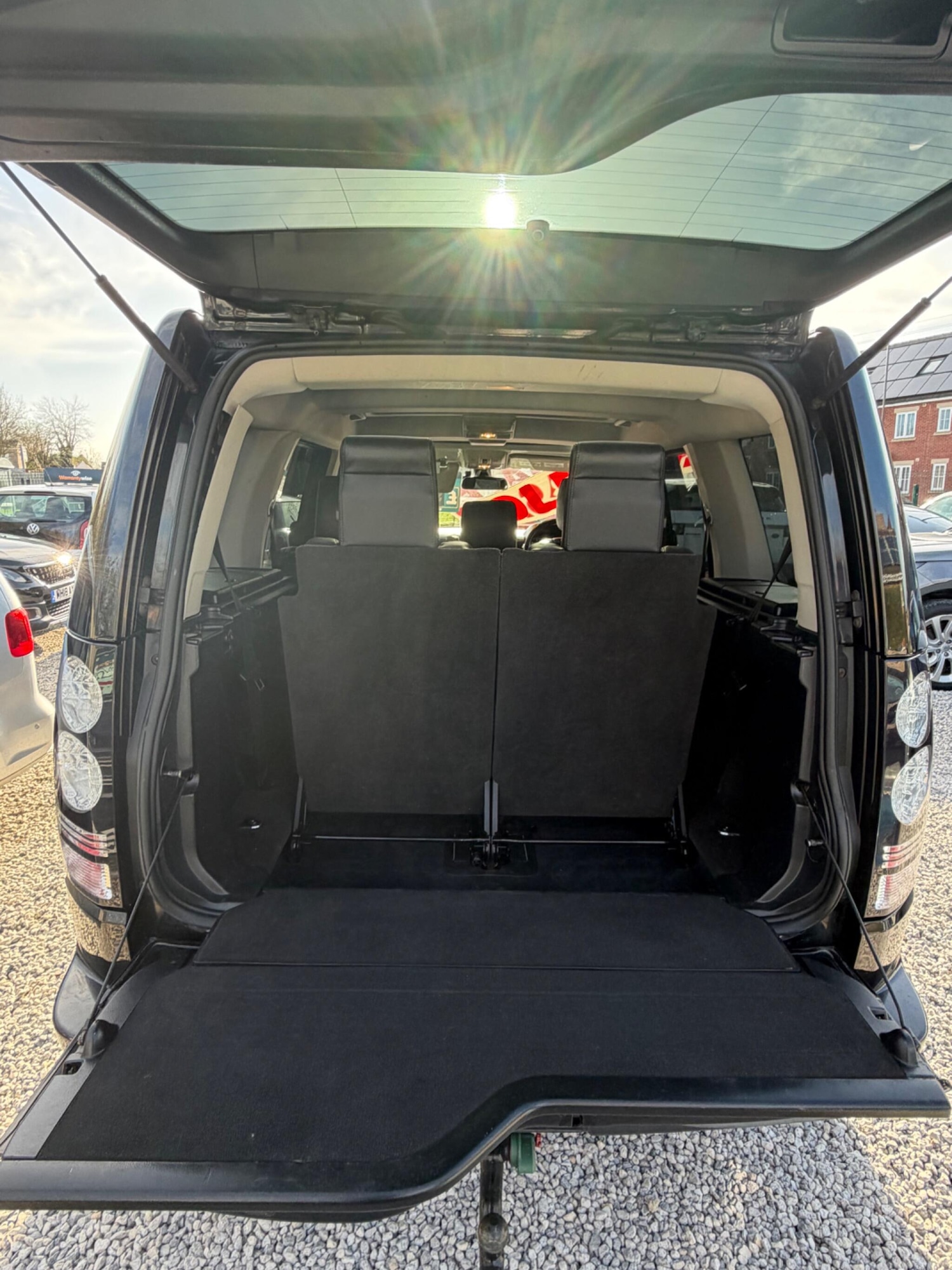 Used Land Rover Discovery 4 2013 for sale - 78019077: Photo 16