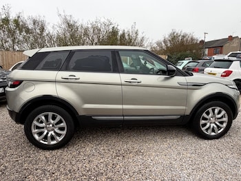 Used Land Rover Range Rover Evoque 2013 for sale - 77807730: Photo