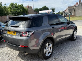 Used Land Rover Discovery Sport 2017 for sale - 78822073: Photo