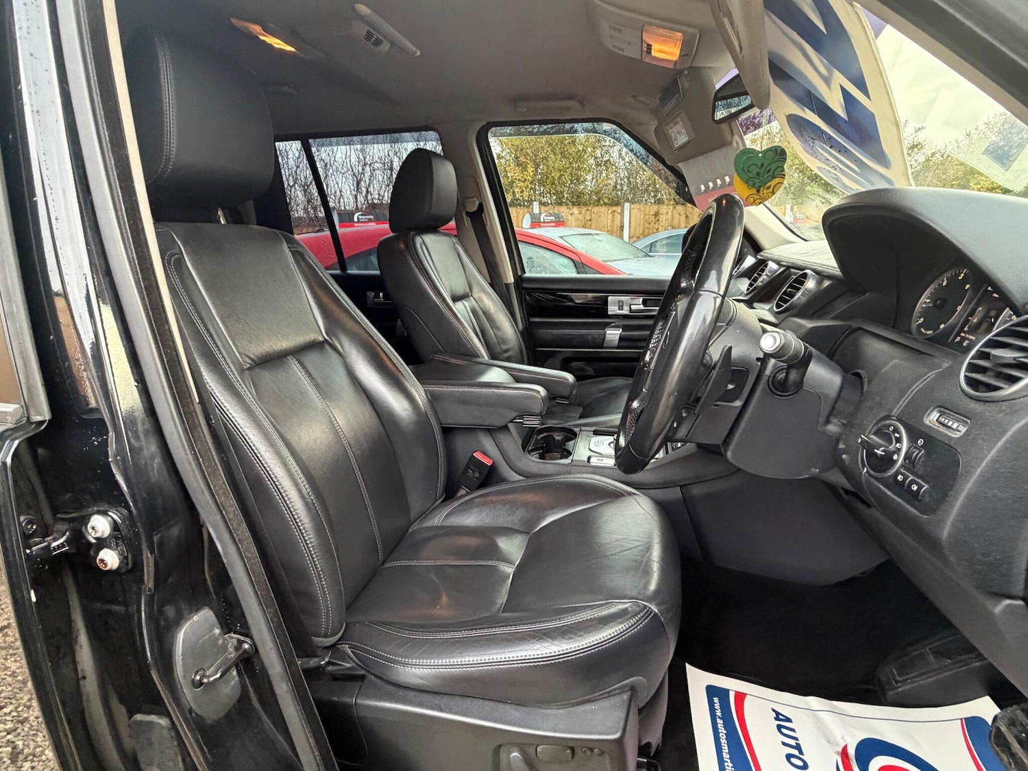 Used Land Rover Discovery 2015 for sale - 77549620: Photo 8