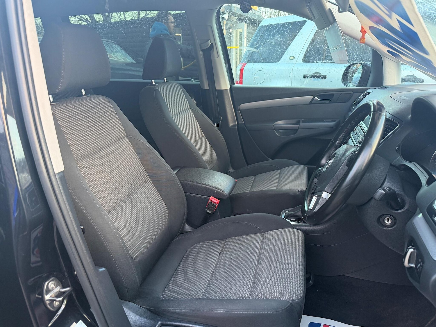 Used Volkswagen Sharan 2011 for sale - 77242691: Photo 13