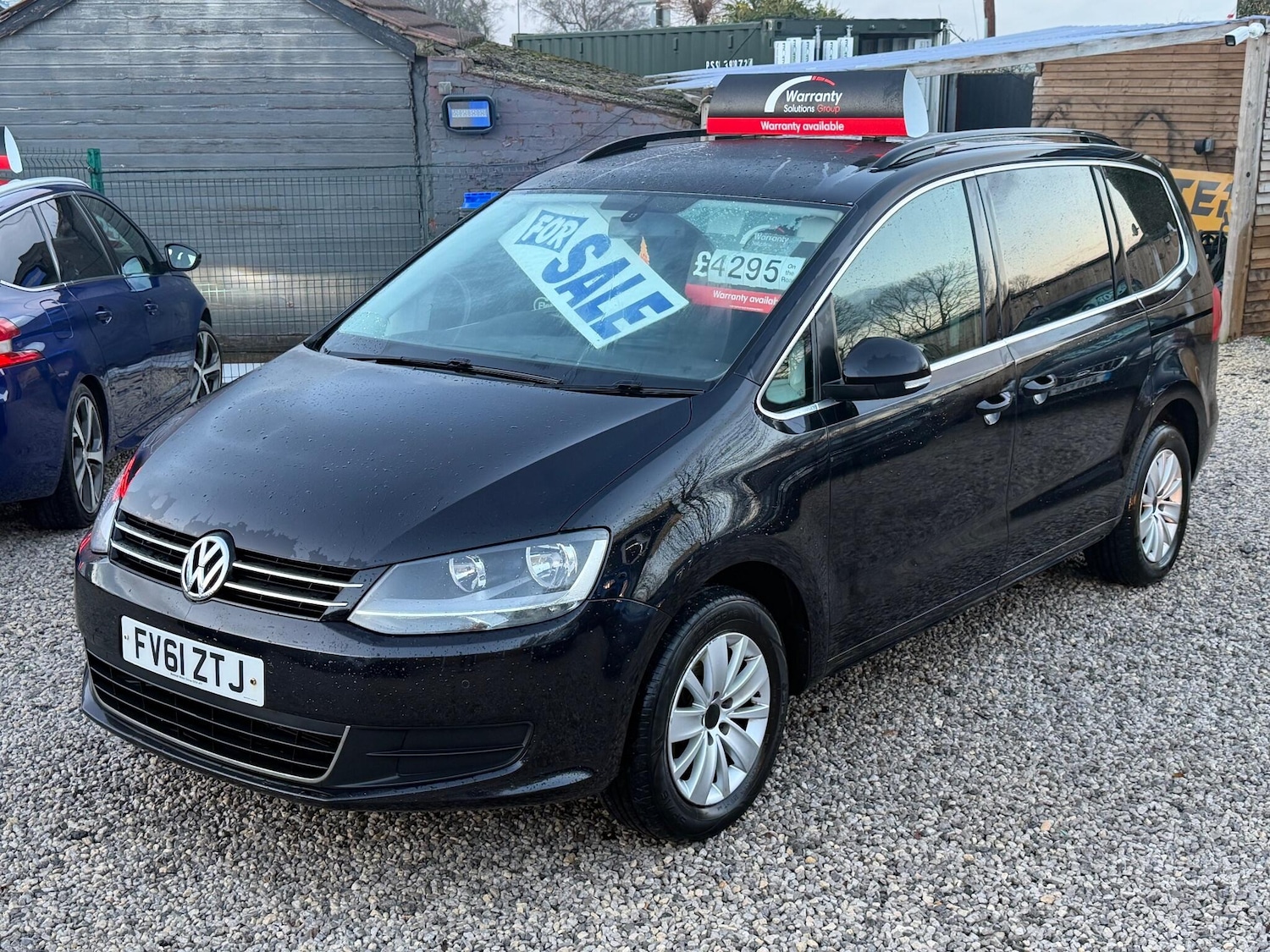 Used Volkswagen Sharan 2011 for sale - 77242691: Photo 2