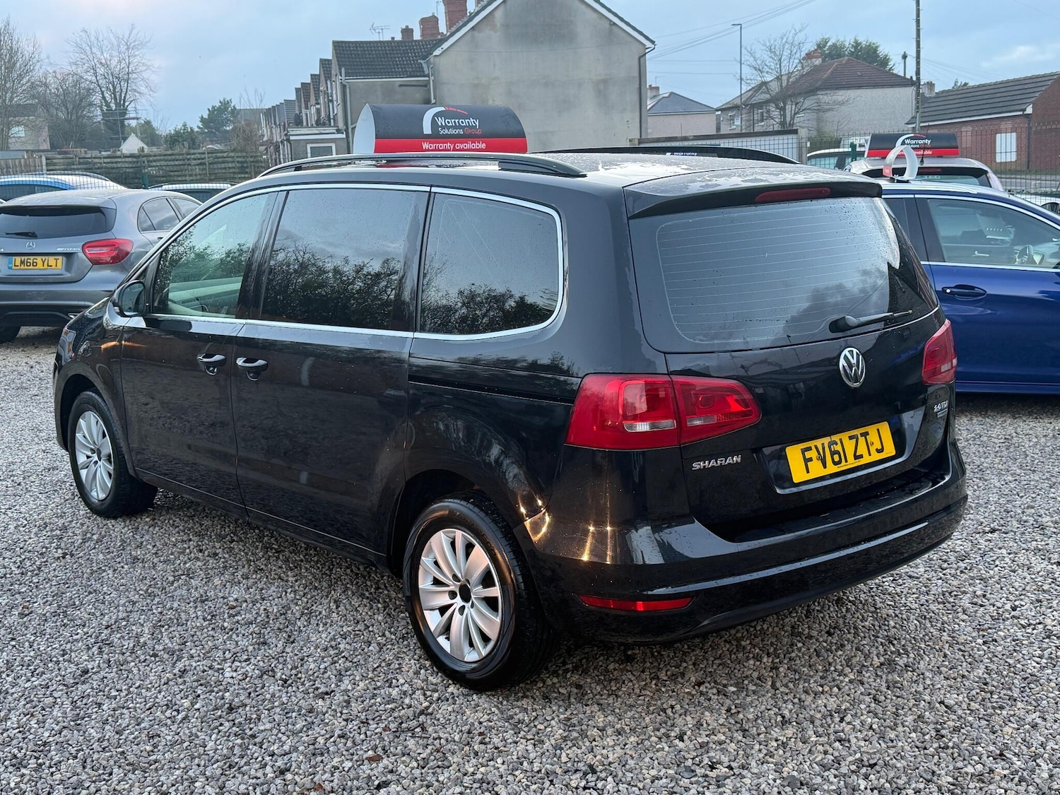 Used Volkswagen Sharan 2011 for sale - 77242691: Photo 3