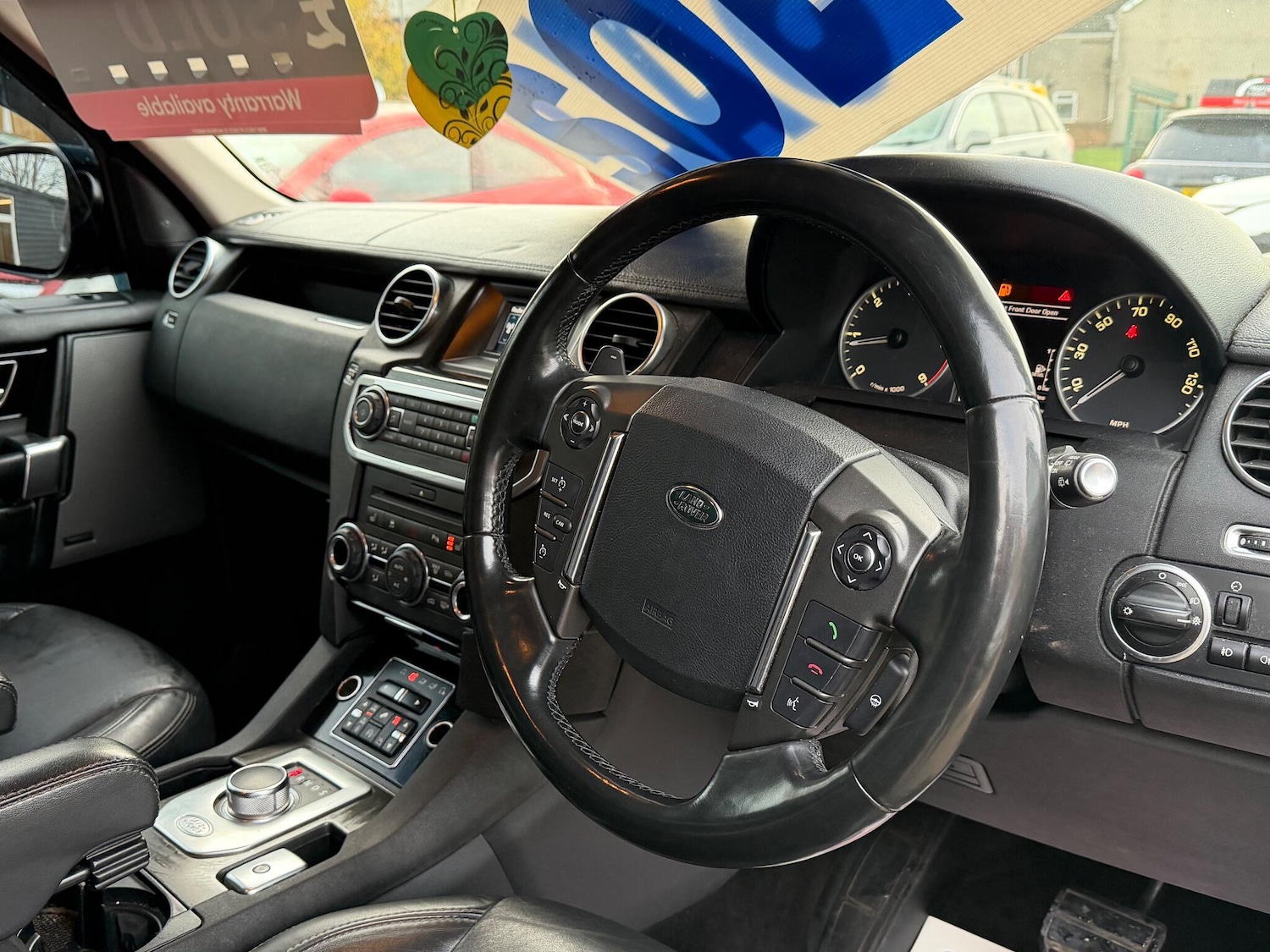 Used Land Rover Discovery 2015 for sale - 76935751: Photo 12