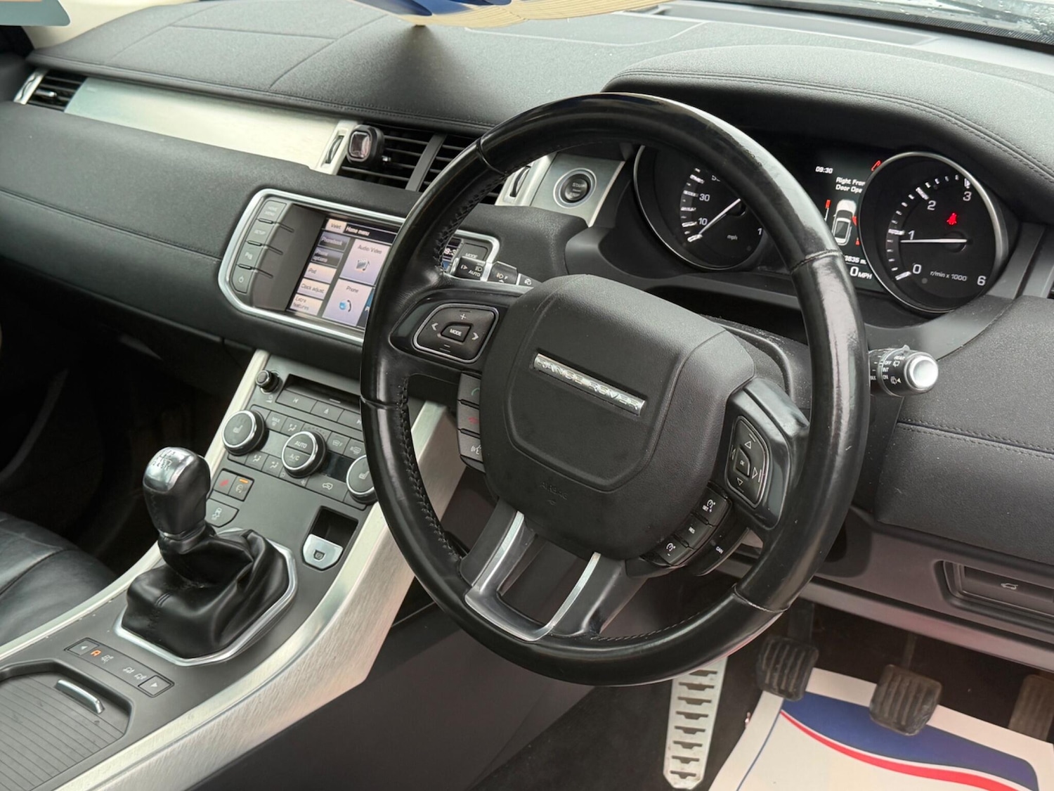 Used Land Rover Range Rover Evoque 2013 for sale - 77798970: Photo 11