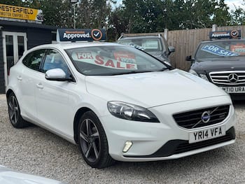 Used Volvo V40 2014 for sale - 79860828: Photo
