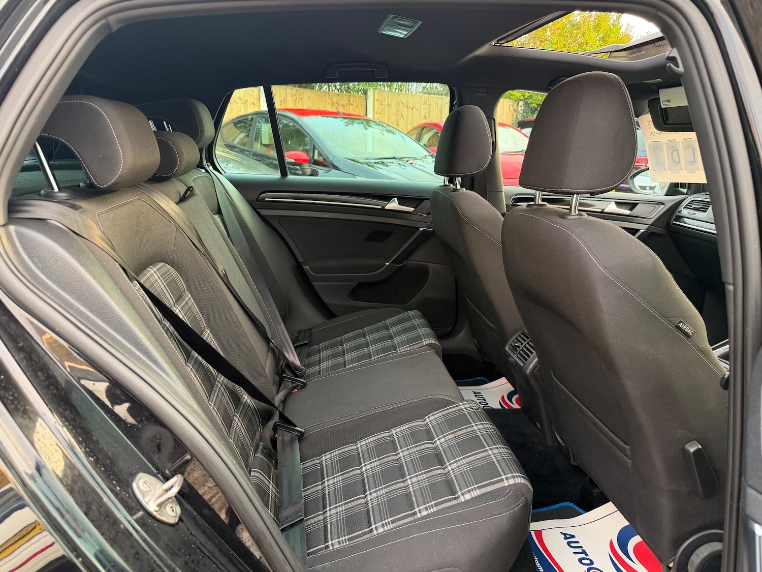 Used Volkswagen Golf 2014 for sale - 76499486: Photo 15