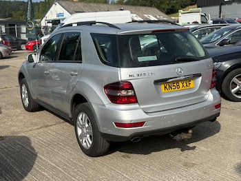 Used Mercedes-Benz M Class 2008 for sale - 76269955: Photo