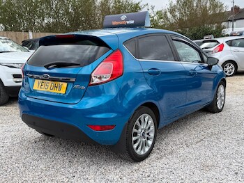 Used Ford Fiesta 2015 for sale - 78260514: Photo