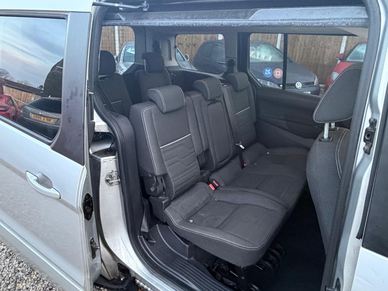 Used Ford Grand Tourneo Connect 2015 for sale - 77611935: Photo 12