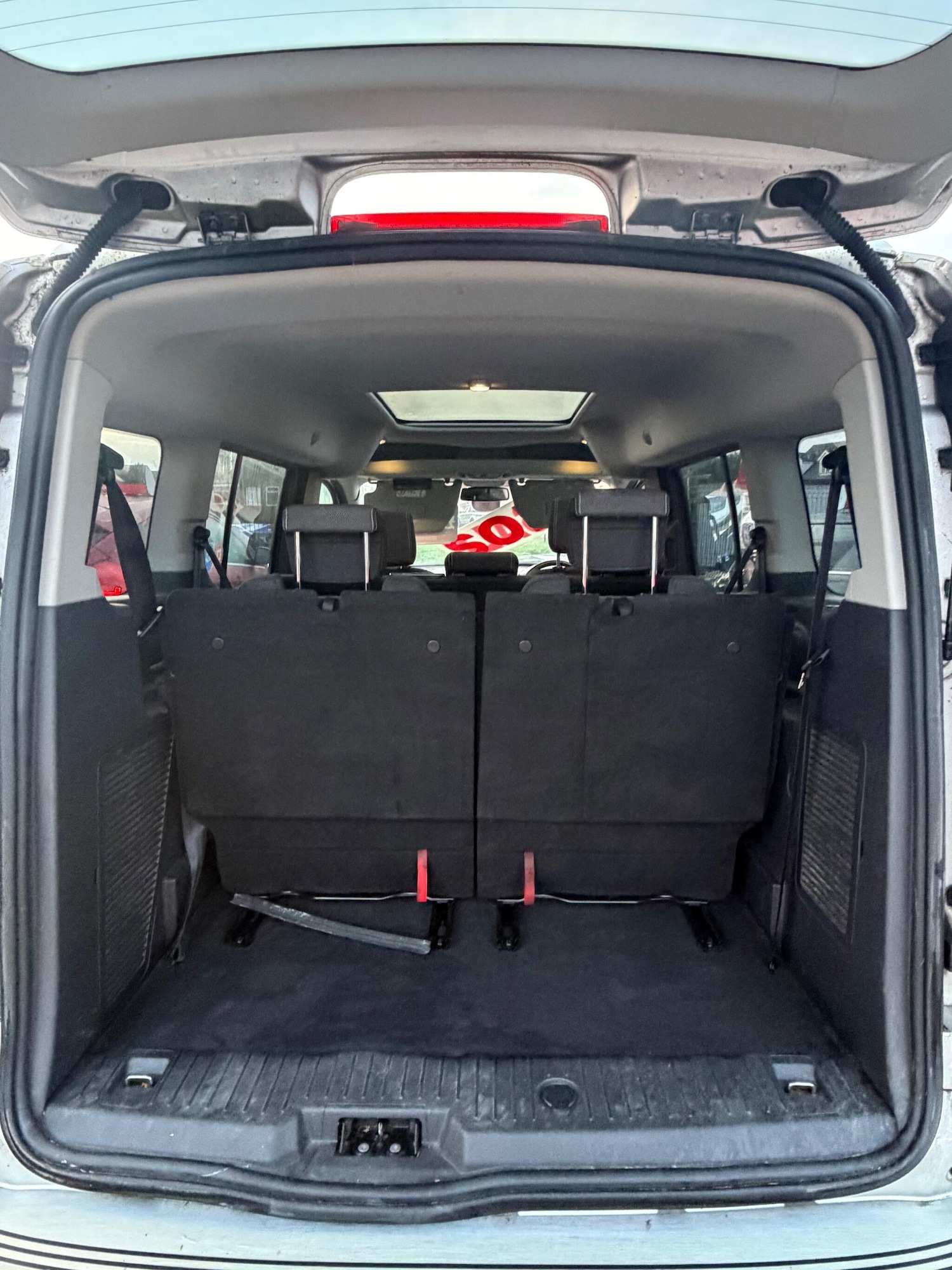 Used Ford Grand Tourneo Connect 2015 for sale - 77611935: Photo 16