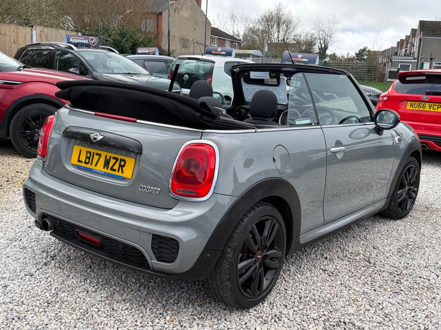 Used MINI Convertible 2017 for sale - 78019257: Photo 5
