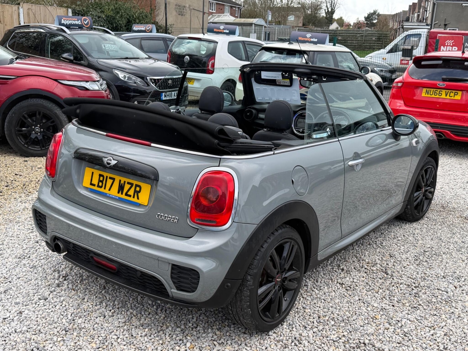 Used MINI Convertible 2017 for sale - 78019257: Photo 8