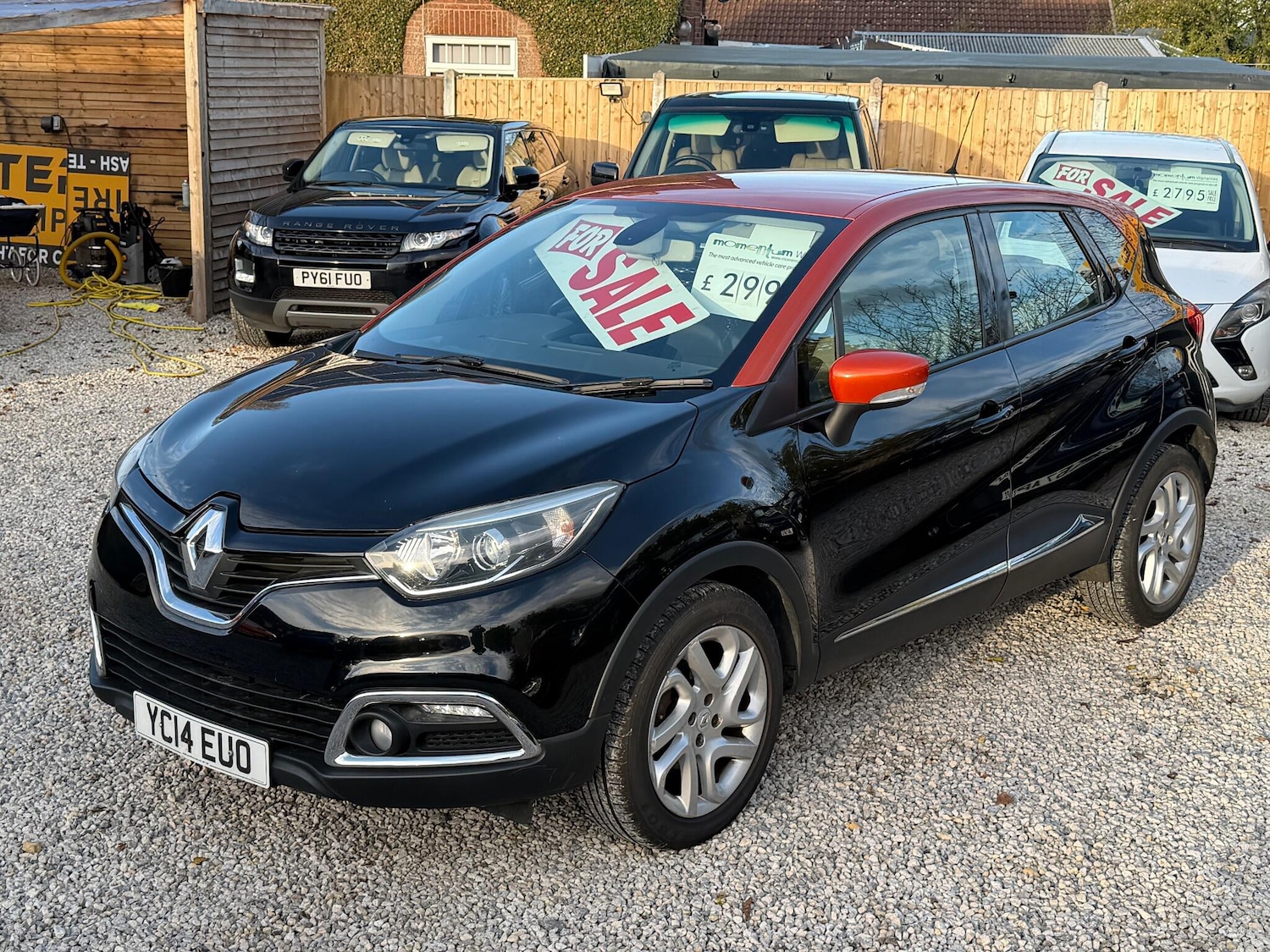 Used Renault Captur 2014 for sale - 76658252: Photo 2