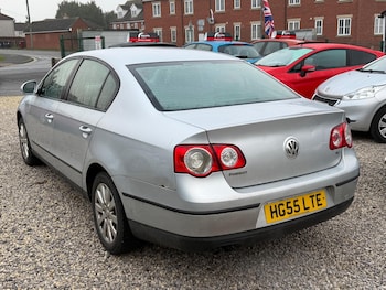 Used Volkswagen Passat 2005 for sale - 76800883: Photo