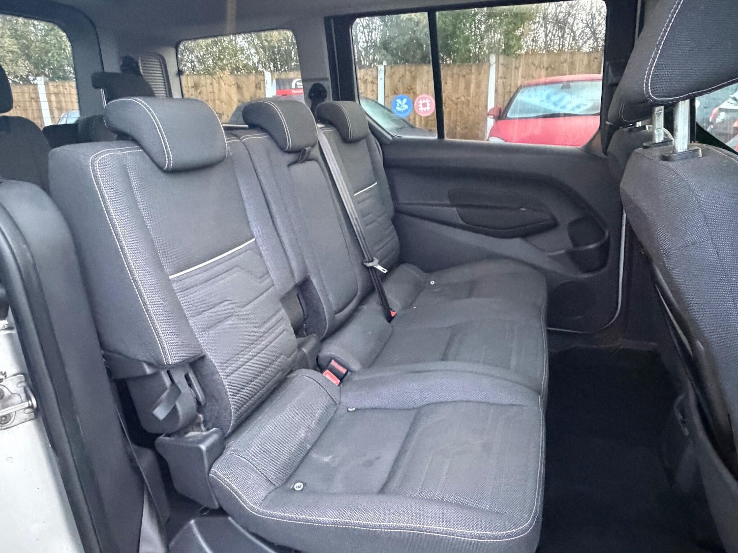 Used Ford Grand Tourneo Connect 2015 for sale - 76935865: Photo 13