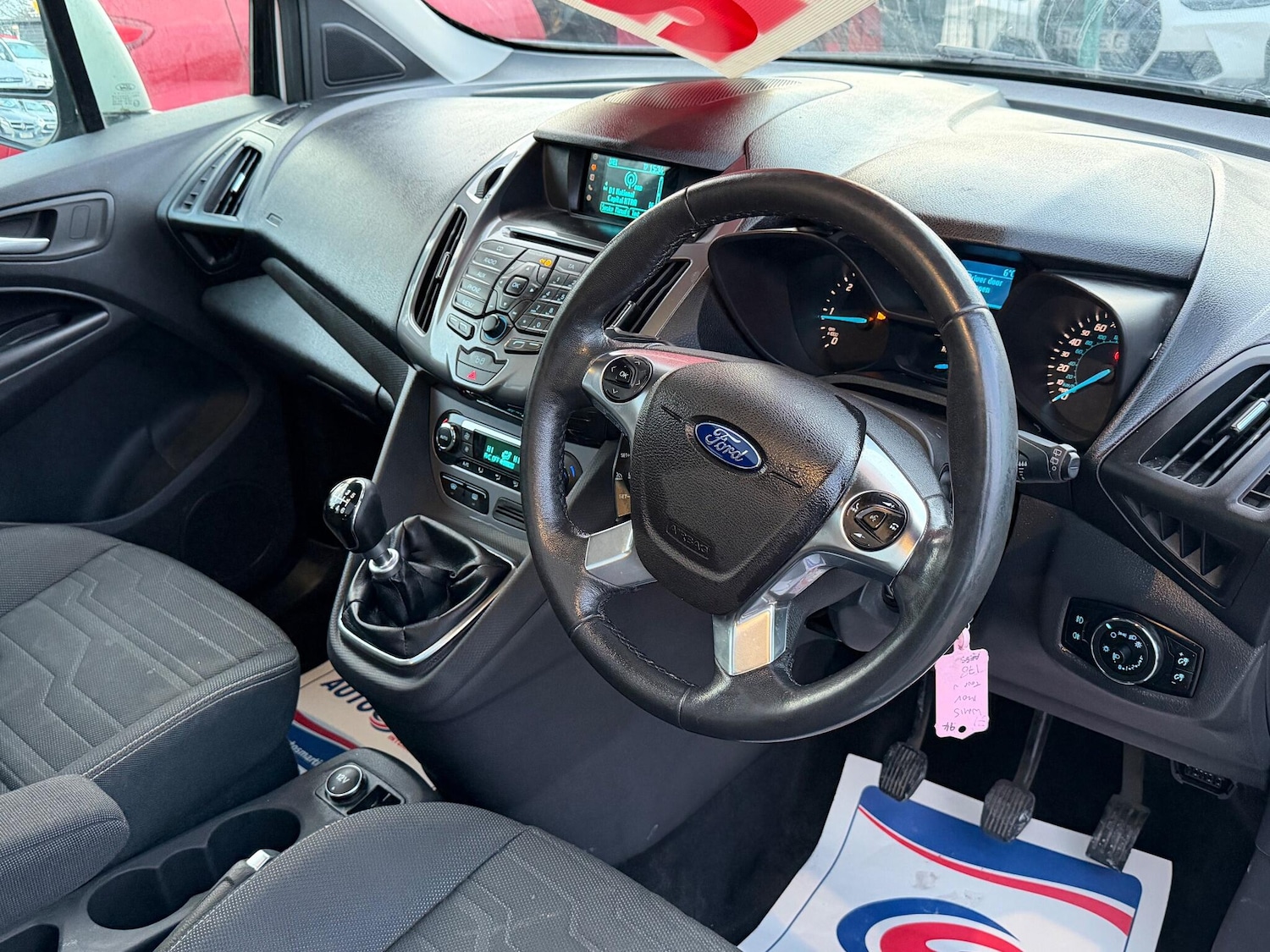 Used Ford Grand Tourneo Connect 2015 for sale - 76935865: Photo 14