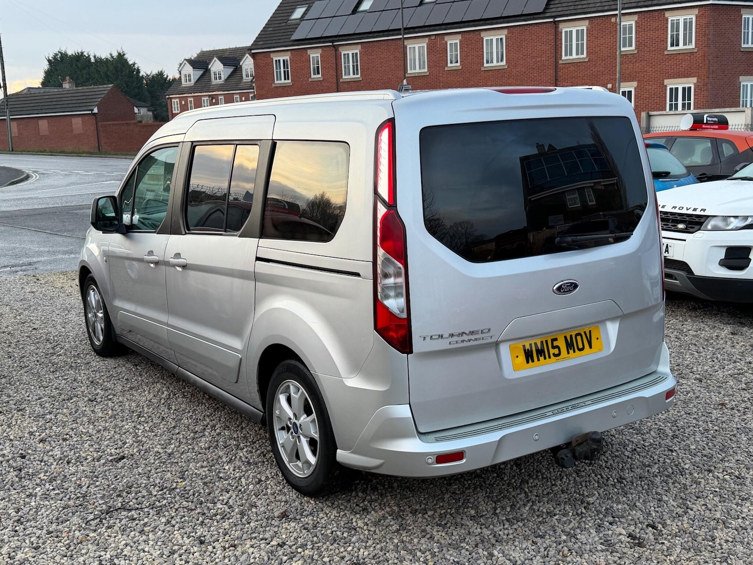 Used Ford Grand Tourneo Connect 2015 for sale - 76935865: Photo 4