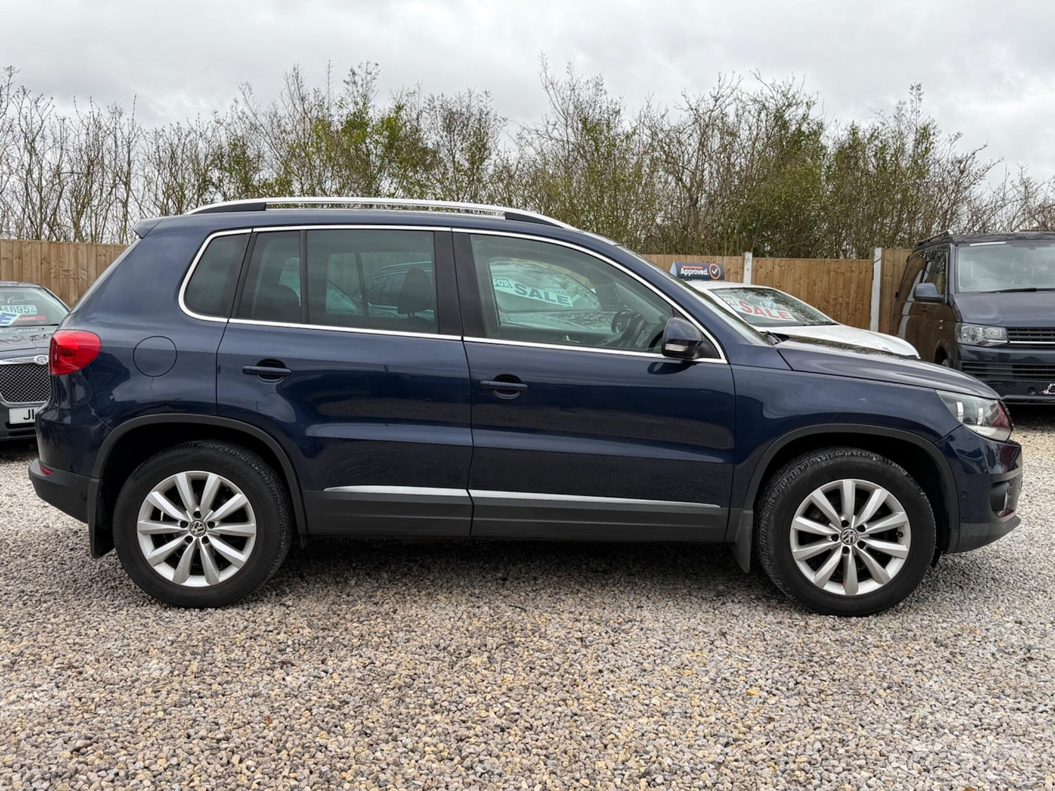 Used Volkswagen Tiguan for sale - 77683193: Photo 2