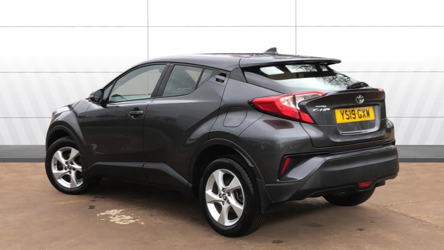 Used Toyota C-HR 2019 for sale - 78106161: Photo 2