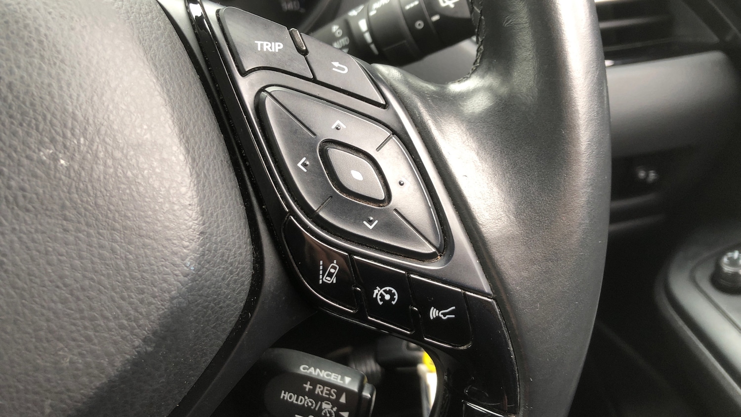 Used Toyota C-HR 2019 for sale - 78106161: Photo 26