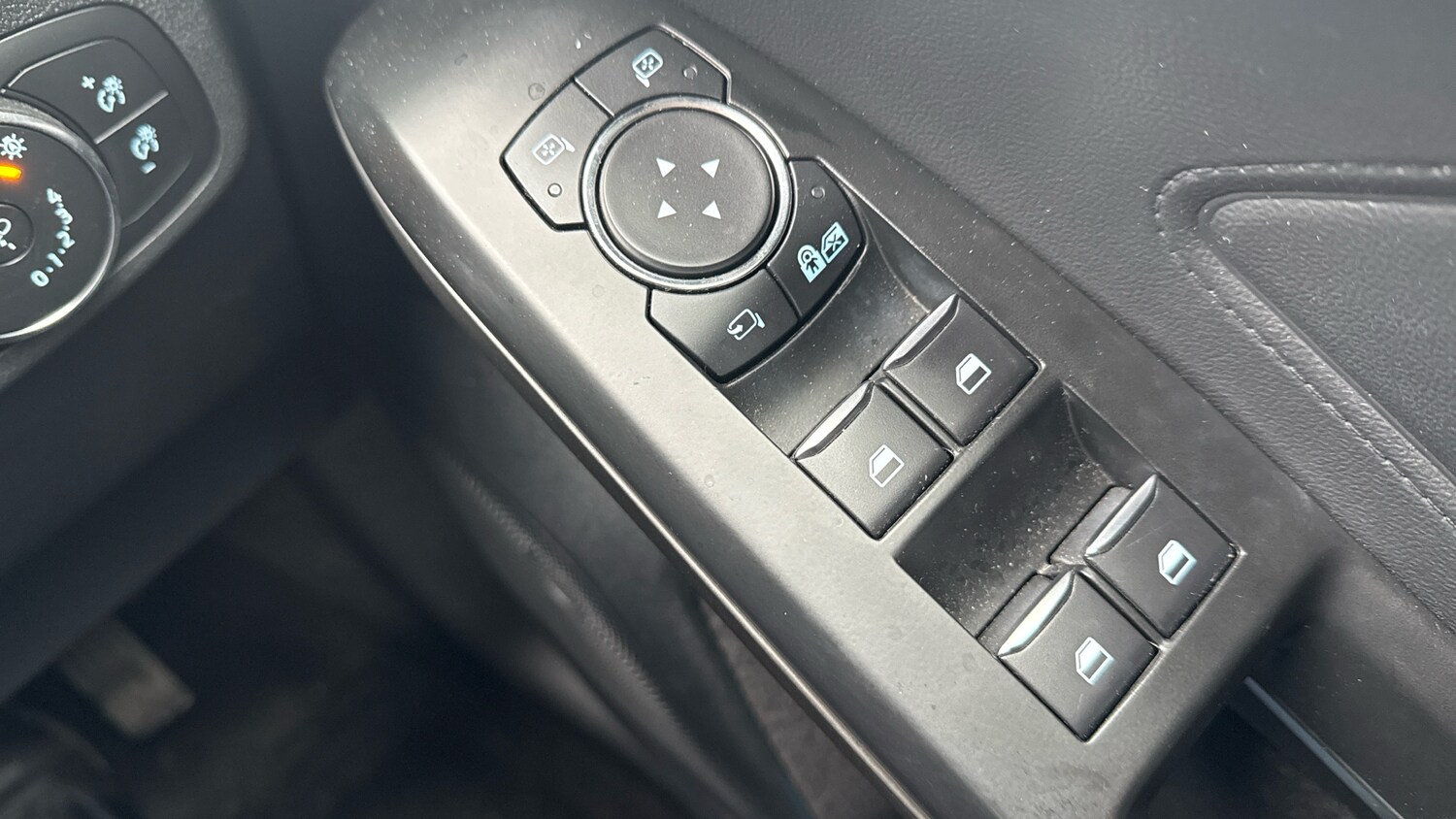 Used Ford Focus 2021 for sale - 77616630: Photo 23