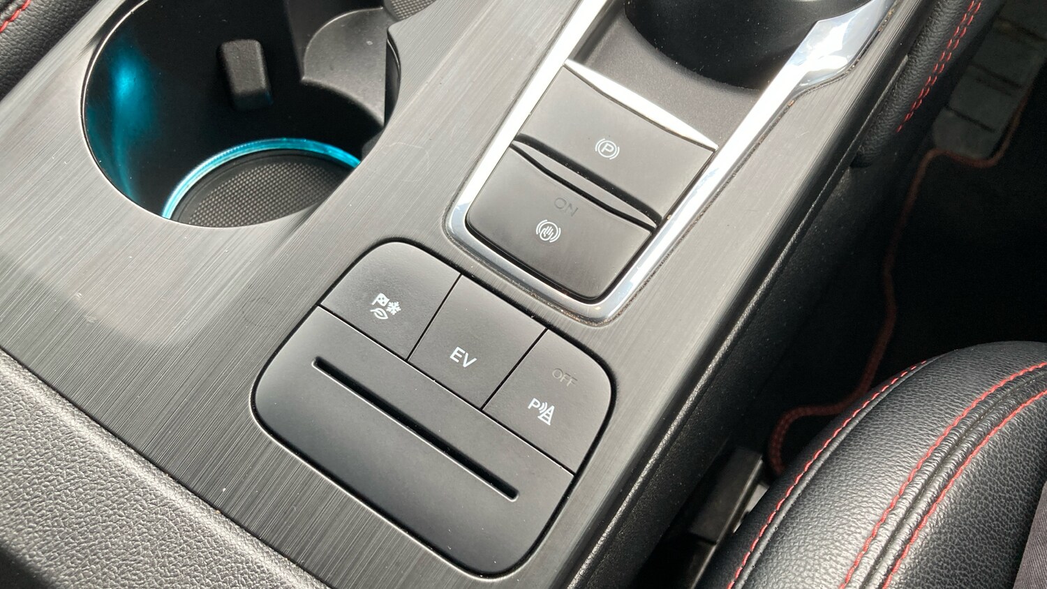 Used Ford Kuga 2023 for sale - 76565334: Photo 27