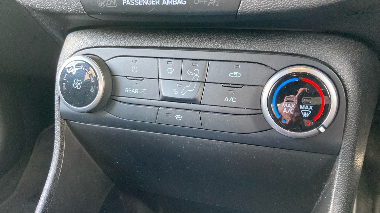 Used Ford Fiesta 2019 for sale - 76577028: Photo 24