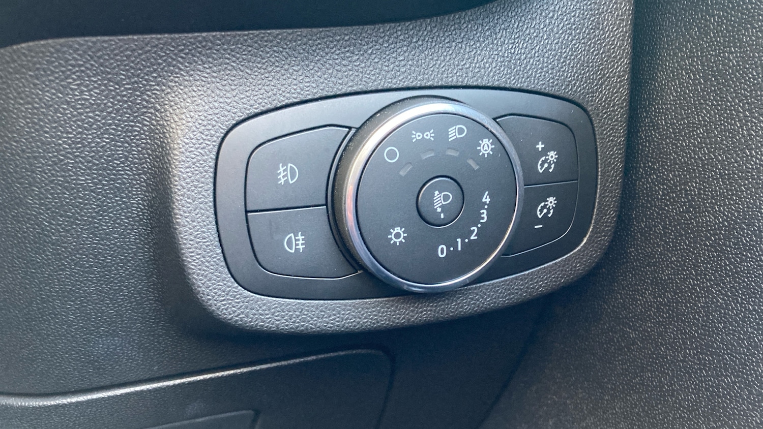 Used Ford Fiesta 2019 for sale - 76611123: Photo 34