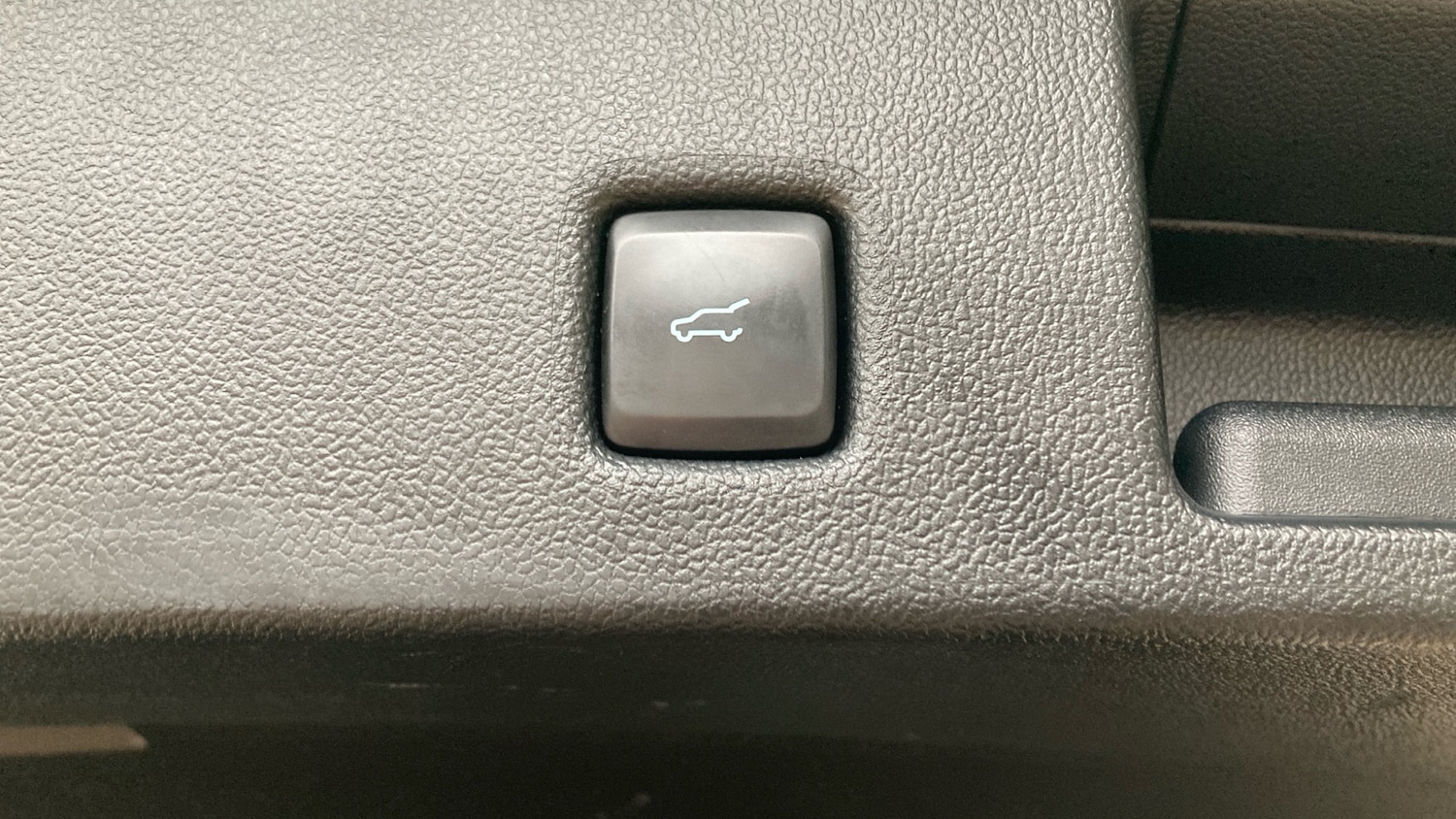 Used Ford Kuga 2023 for sale - 76817443: Photo 21