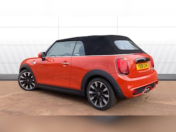 Used MINI Convertible 2018 for sale - 75773003: Photo