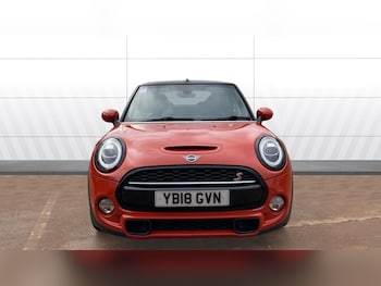 Used MINI Convertible 2018 for sale - 75773003: Photo
