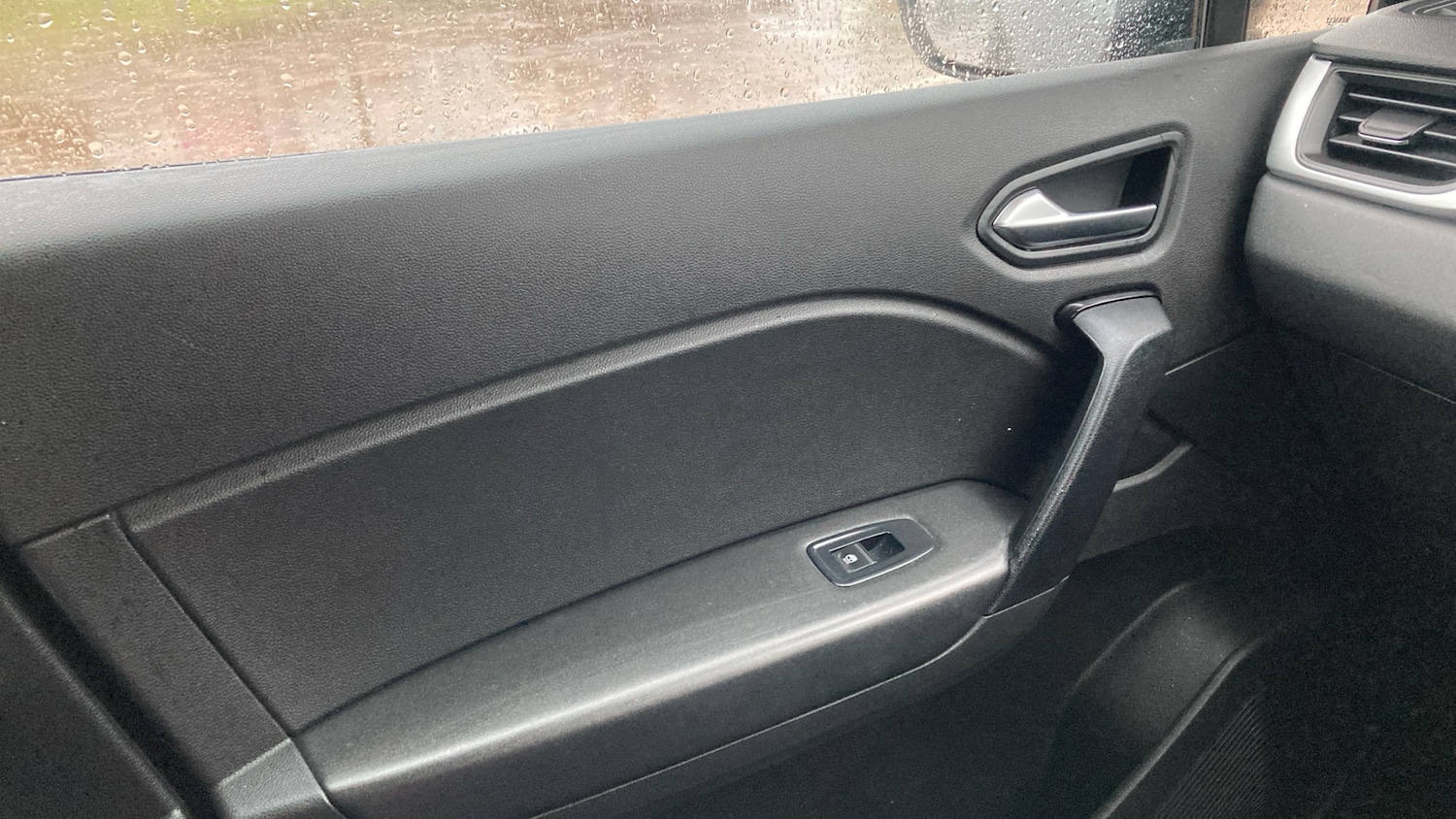 Used Renault Captur 2020 for sale - 76957389: Photo 21