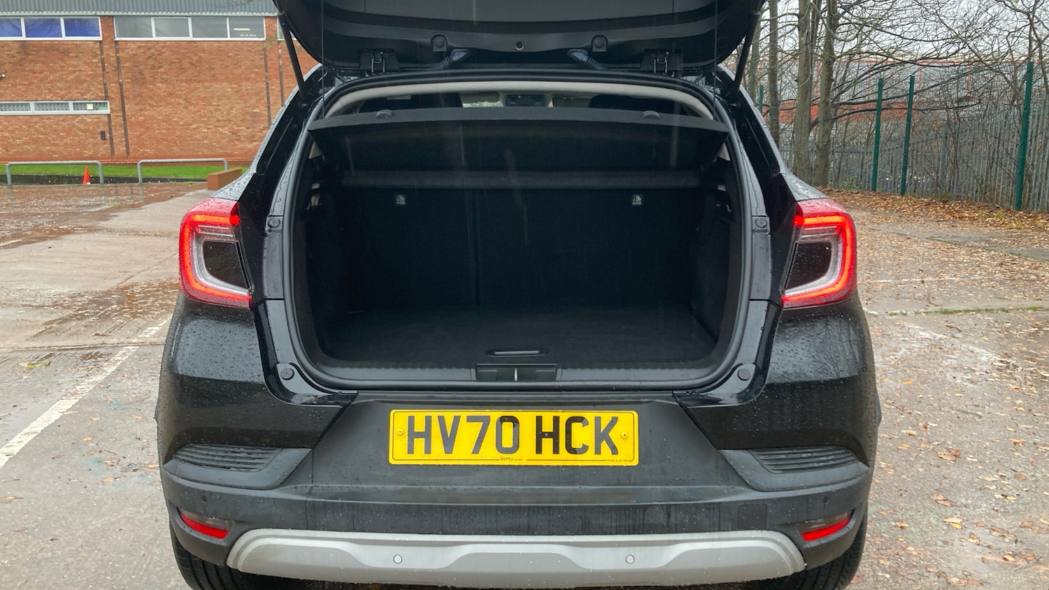 Used Renault Captur 2020 for sale - 76957389: Photo 4