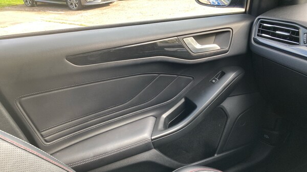 Used Ford Focus 2022 for sale - 76143598: Photo 21