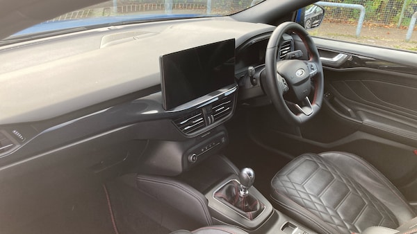 Used Ford Focus 2022 for sale - 76143598: Photo 9