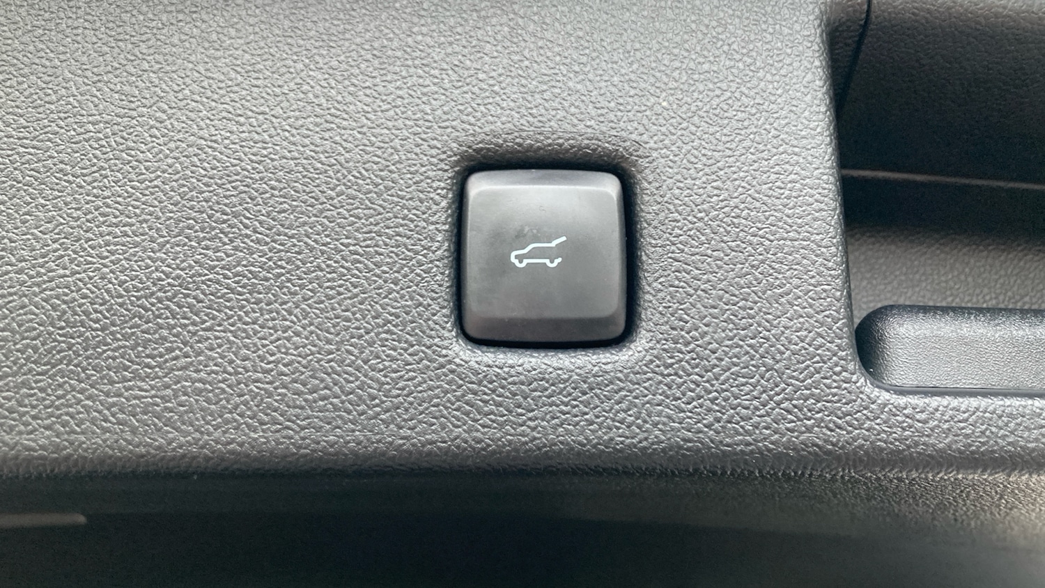 Used Ford Kuga 2022 for sale - 77222878: Photo 21