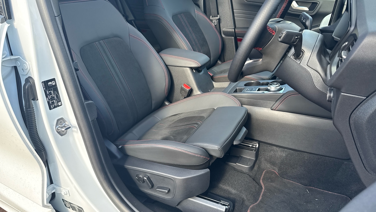 Used Ford Kuga 2025 for sale - 78109174: Photo 39