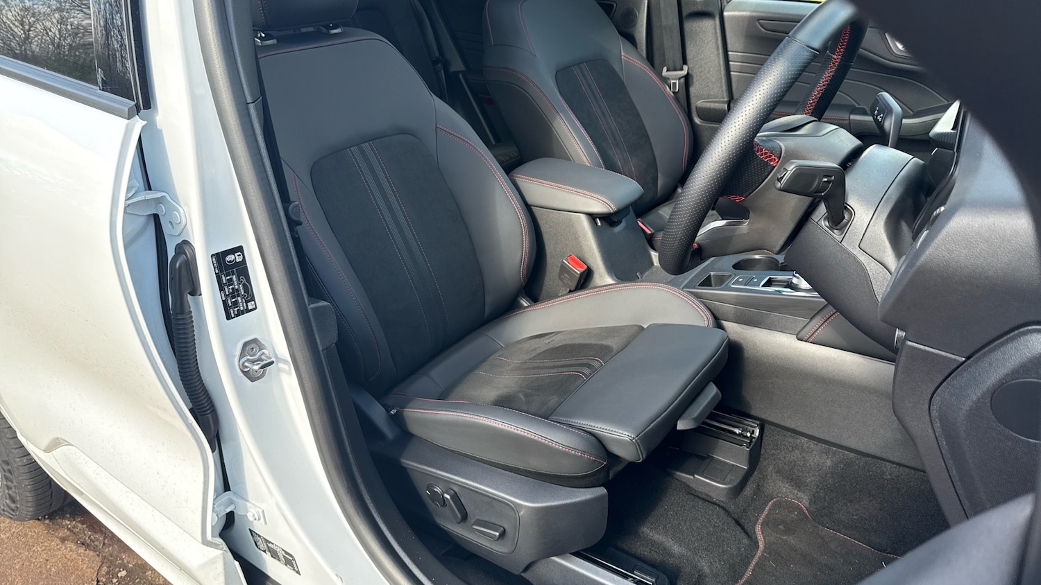 Used Ford Kuga 2025 for sale - 78109174: Photo 40