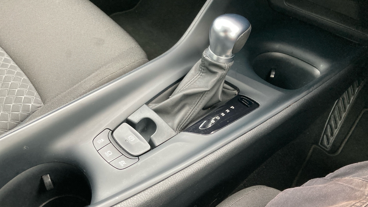 Used Toyota C-HR 2020 for sale - 75996692: Photo 25